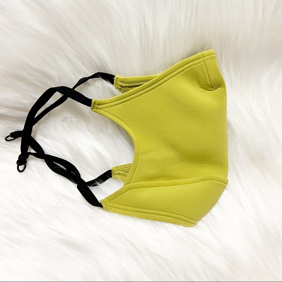 Lululemon • Earloop Face mask *Yellow Pear* - Picture 2 of 11